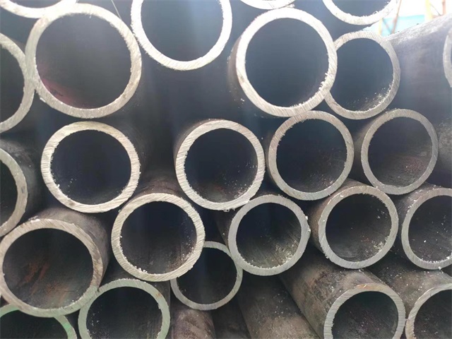 黄山10#结构用无缝钢管